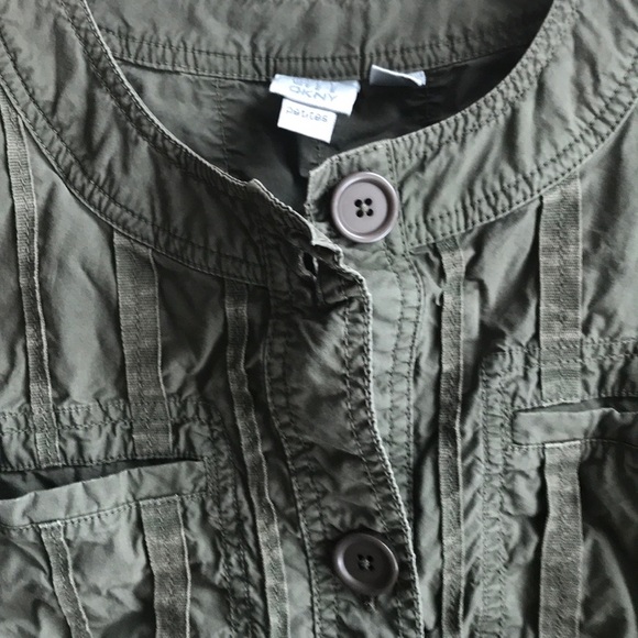 Dkny Jackets & Blazers - DKNY  CITY DKNY army green waist /crop NWOT 10 petite textured